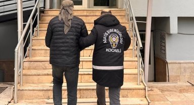 49 yıl hapis cezası bulunan firari hükümlü sahte kimlikle yakalandı