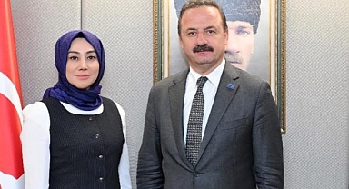 ARZU ARSLAN ANKARA YOLUNDA! KOCAELİ'DEKİ BAŞARISI GENEL MERKEZİN RADARINA GİRDİ