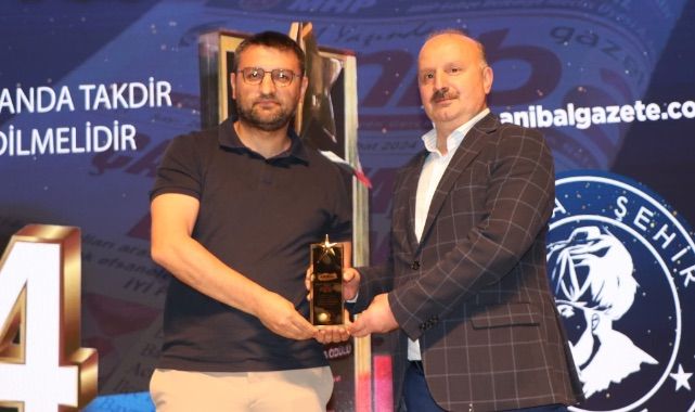 Başkan Muzaffer Bıyık Yılın En Başarılı Belediye Başkanı Seçildi