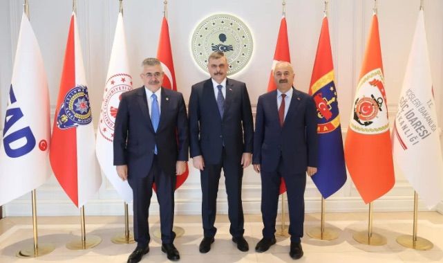 BÜYÜKGÖZ'DEN ANKARA ÇIKARMASI: GEBZE'YE YENİ HÜKÜMET KONAĞI İÇİN KRİTİK GÖRÜŞME