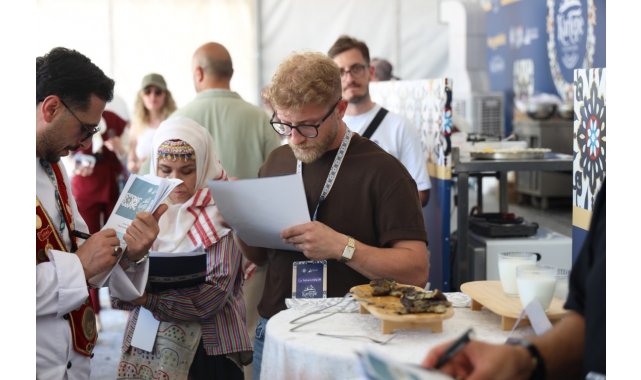 Gastronomi festivalinde lezzet şöleni
