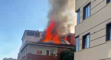 Gebze'de 3 katlı apartmanda korkutan yangın