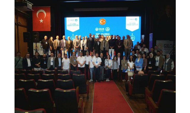 Gölcük'te 100. yıl sempozyumu sona erdi