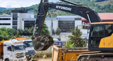 Gölcük'te dev spor kompleksinin hafriyat çalışmaları başladı