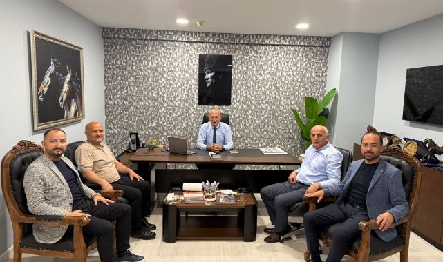 HACDAN DÖNEN GÜLTEKİN ŞENEL'E HEMŞERİLERİNDEN ZİYARET