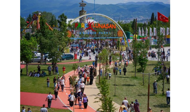 İzmit Millet Bahçesi, yeni yüzüyle kültür, sanat ve eğlencenin kalbi haline geldi