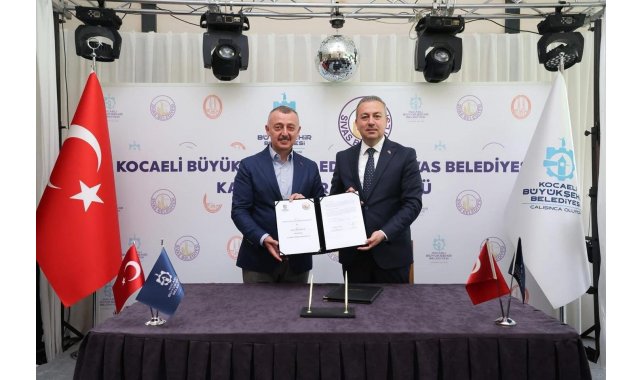 Kocaeli ile Sivas kardeş şehir oldu