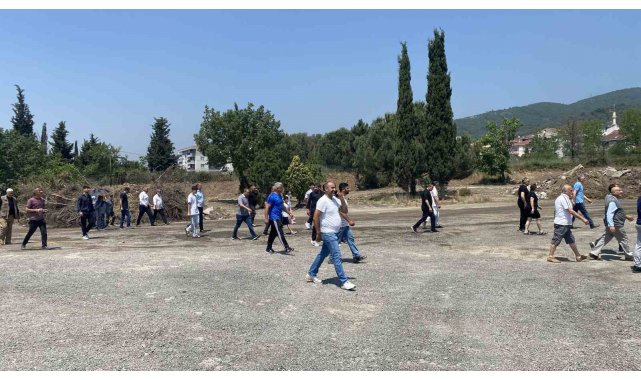 Kocaeli'de tır parkı gerginliği: Vatandaşlar projeye tepkili