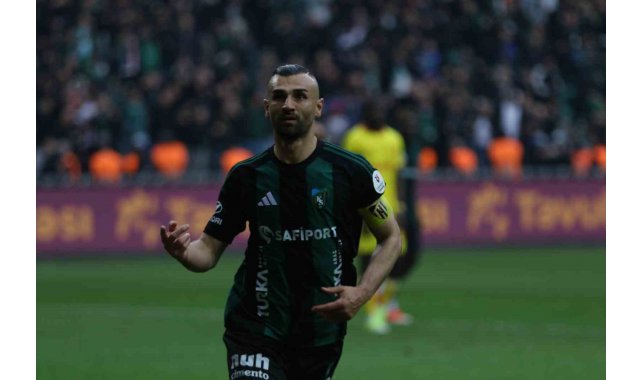 Kocaelispor'da Serdar Dursun ile yollar ayrıldı