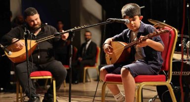 Körfez'de sanat merkezi kursiyerlerinden yıl sonu konseri