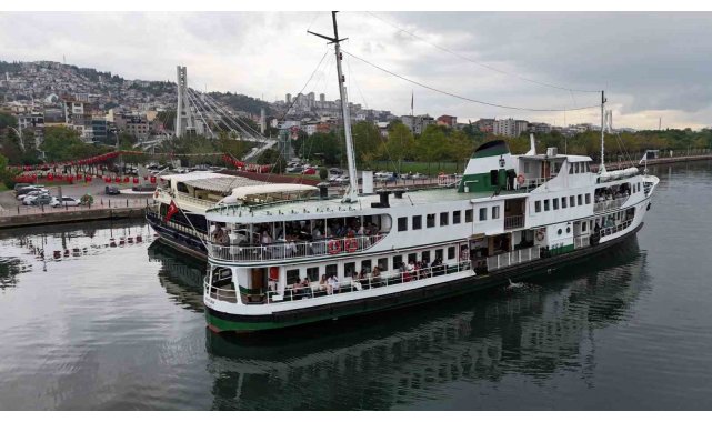 Mehtap turları ve Büyükada seferleri başlıyor