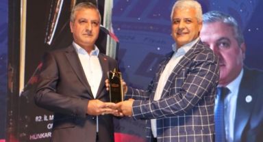 Özkan Gedik’e “Yılın En Başarılı İş Adamı” ödülü