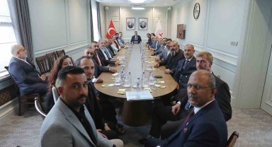 Roman toplumunun beklenti ve talepleri Bakanlık'ta ele alındı