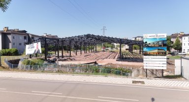 Ataevler Kent Çarşısı inşaatı sürüyor