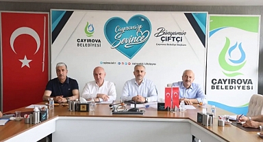ÇAYIROVA'DA BAŞKANLARIN YÜZÜ NEDEN ASILDI?