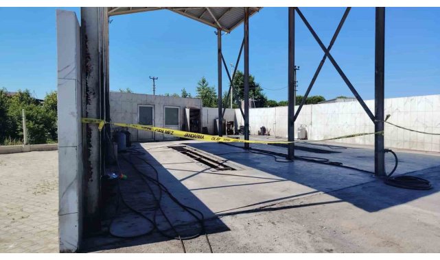 Elektrik akımına kapılarak ölen baba ve oğlu gözyaşları arasında toprağa verildi