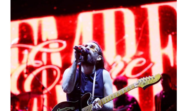 Emre Fel, festivalin finalinde coşturdu