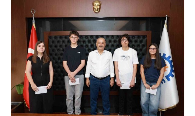 Gebze'den 4 öğrenci LGS'de 500 tam puan aldı