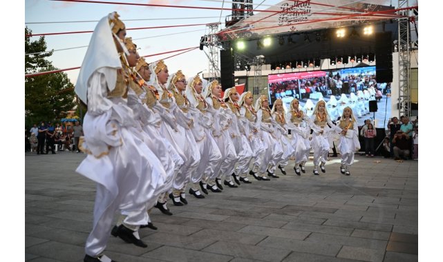 Kartepe'de Balkan esintisi