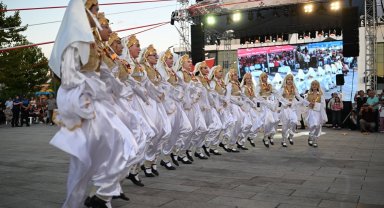 Kartepe'de Balkan esintisi