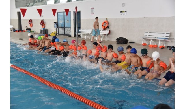 Kartepe'de yaz spor okullarında 10 branşta eğitim verilecek