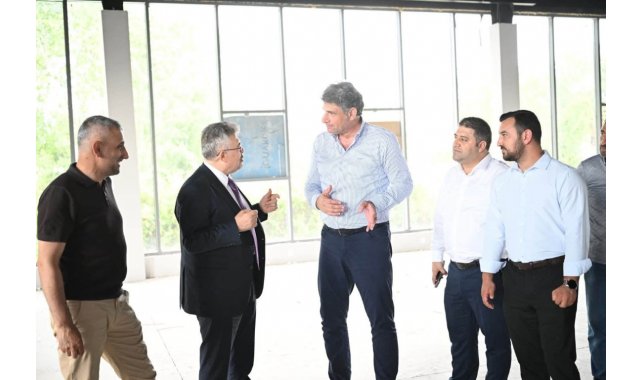Kartepe'ye modern spor salonu yükseliyor