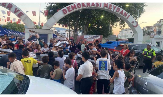 Kiraz kapabilmek için kıyasıya yarıştılar