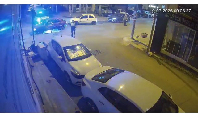 Kocaeli'de otomobil motosikletle çarpıştı: 1 yaralı
