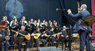 Konservatuvar öğrencilerinden türkü dolu gece