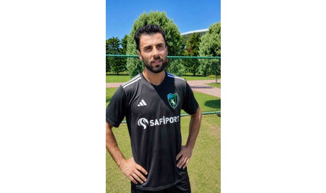 Onur Öztonga: "41 numaralı formayı taşımak büyük gurur"