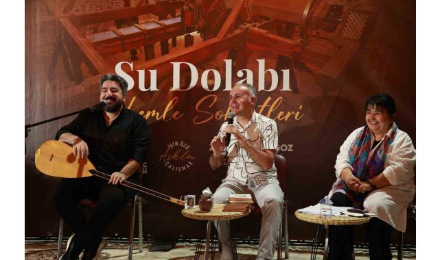 Tarihi Su Dolabı'nda Neşet Ertaş türküleri seslendirildi